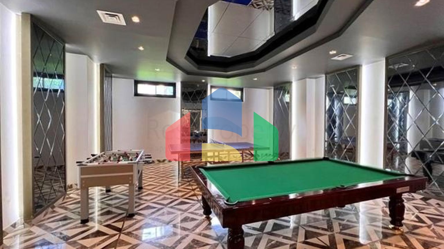 Апартаменти 2 + 1 в районі Махмутлар