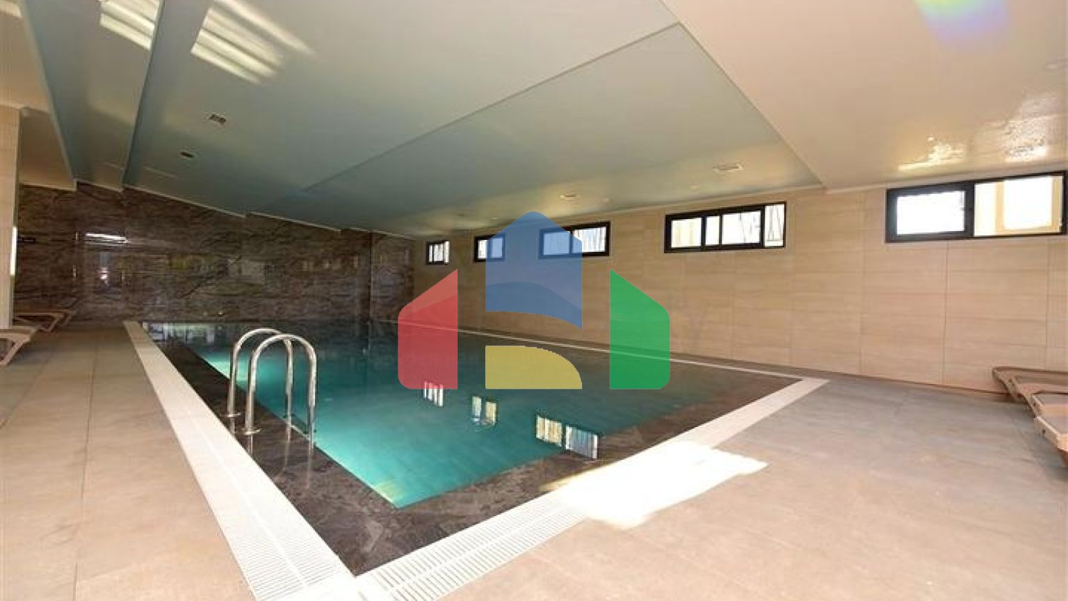 Апартаменти 2 + 1 в районі Махмутлар