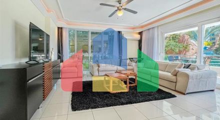 A linear 3+1 apartment for a large family