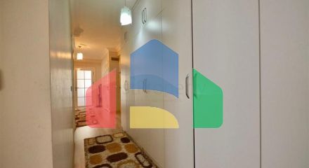 Простора квартира 3 + 1 з меблями і технікою в районі Махмутлар