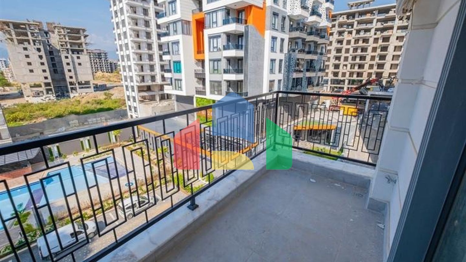 Квартира 1+1 в районе Махмутлар