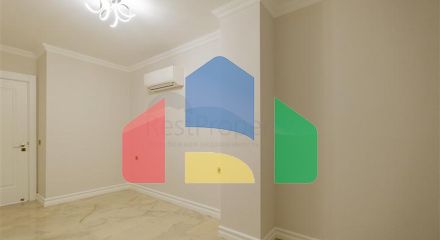 Трехкомнатная квартира в новом комплексе Трехкомнатная квартира в новом комплексе