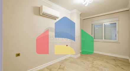 Трехкомнатная квартира в новом комплексе Трехкомнатная квартира в новом комплексе