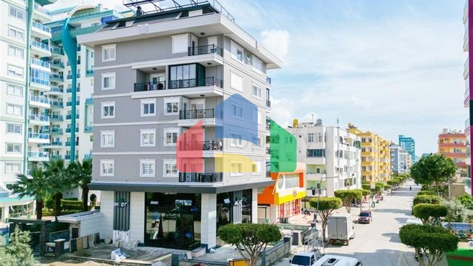 Трехкомнатная квартира в новом комплексе