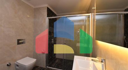 Просторий пентхаус на першій береговій лінії