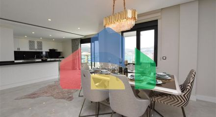 Просторий пентхаус на першій береговій лінії