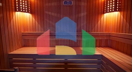 Просторий пентхаус на першій береговій лінії