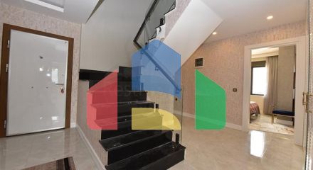 Просторий пентхаус на першій береговій лінії