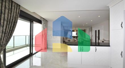 Просторий пентхаус на першій береговій лінії