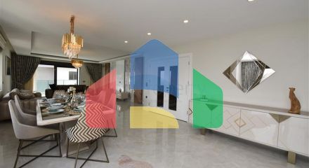 Просторий пентхаус на першій береговій лінії