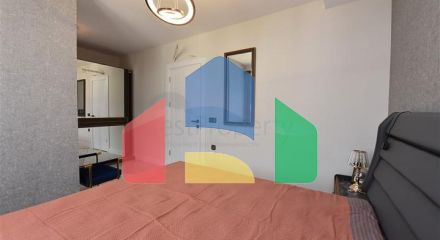 Просторий пентхаус на першій береговій лінії