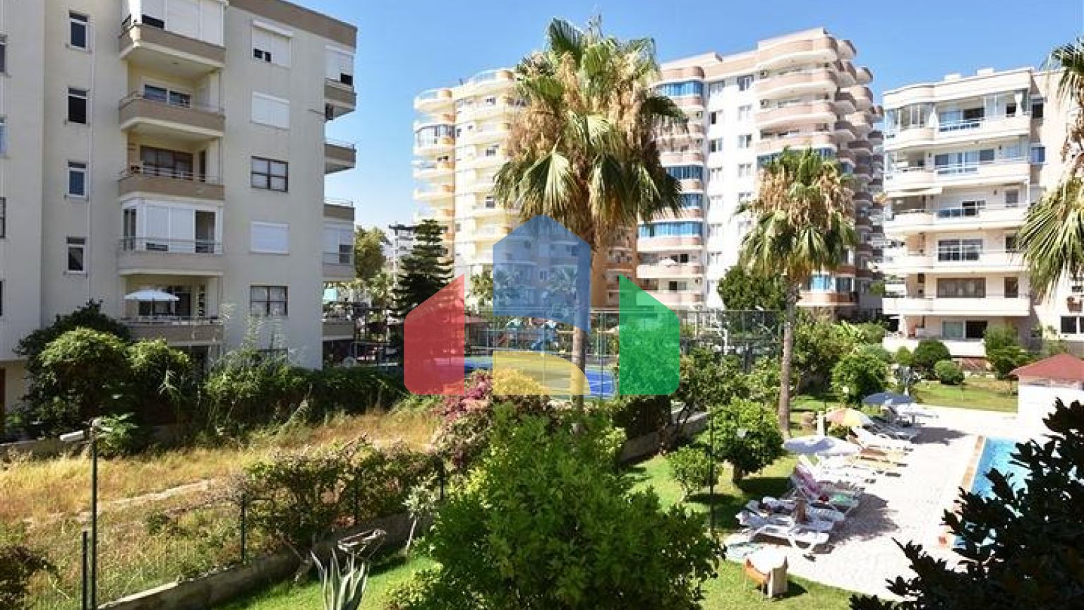 Квартира 2+1 c отдельной кухней в районе Махмутлар