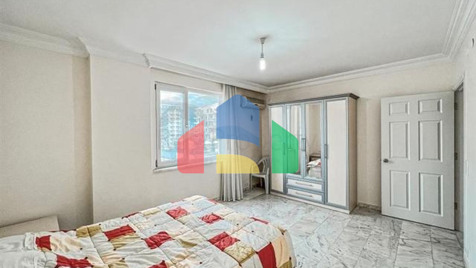 Просторная квартира 2+1 в районе Махмутлар