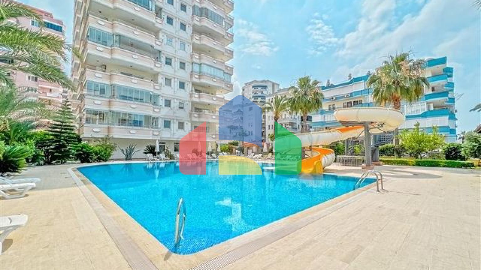 Просторная квартира 2+1 в районе Махмутлар