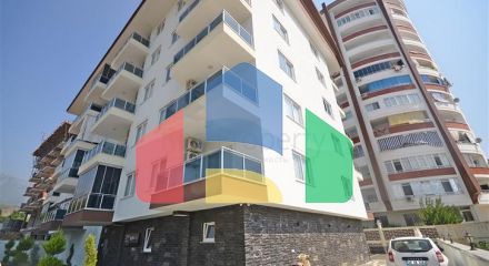 Трехкомнатная квартира в районе Махмутлар