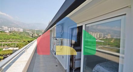 Трехкомнатная квартира в районе Махмутлар Трехкомнатная квартира в районе Махмутлар