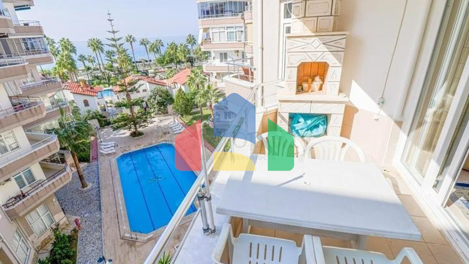 2+1 на первой линии в Махмутларе