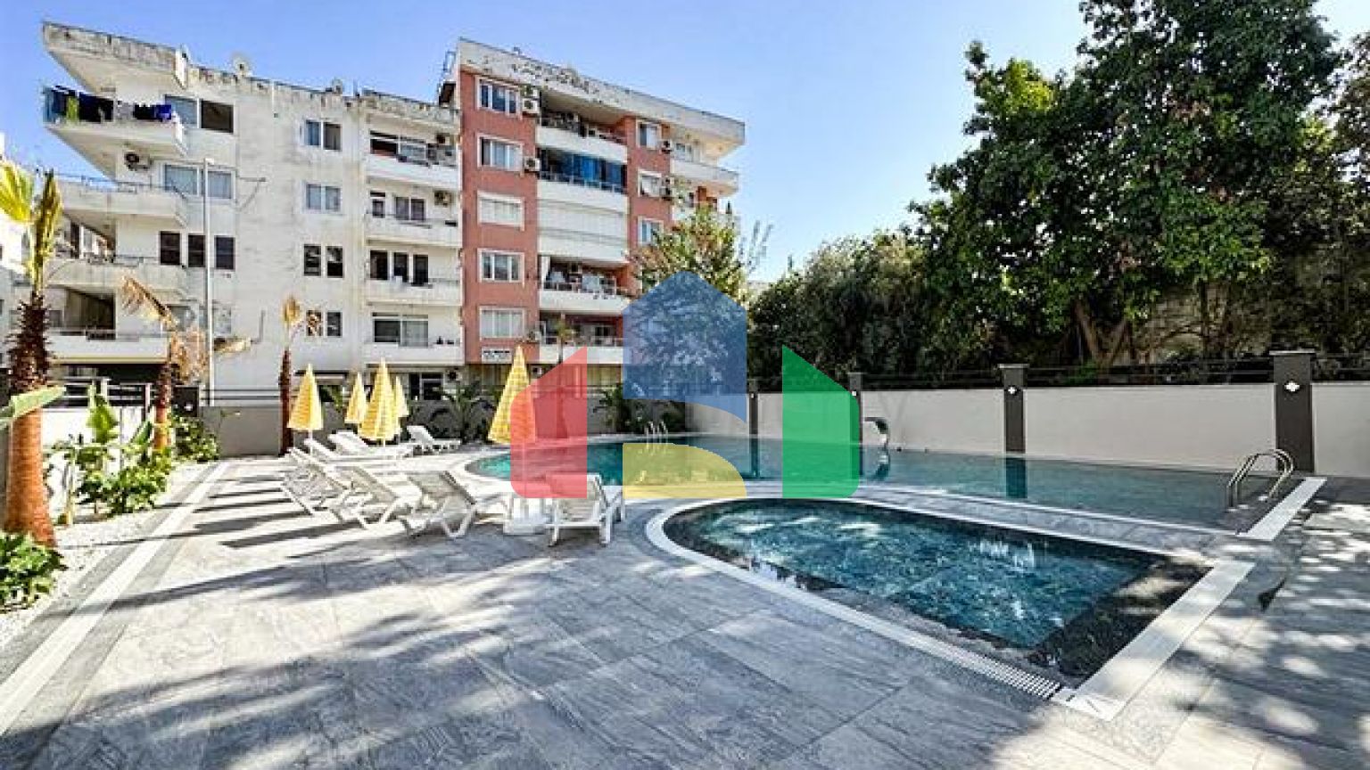 Квартира 1+1 в новом жилом комплексе в районе Махмутлар