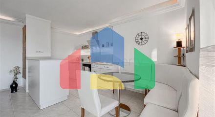 Затишна трикімнатна квартира в 150 м від моря