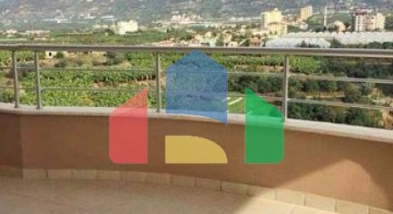 Furnished penthouse in a complex in the Mahmutlar area
