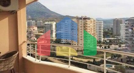 Furnished penthouse in a complex in the Mahmutlar area