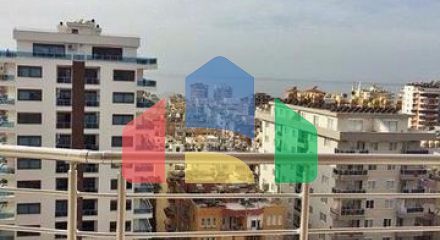 Furnished penthouse in a complex in the Mahmutlar area