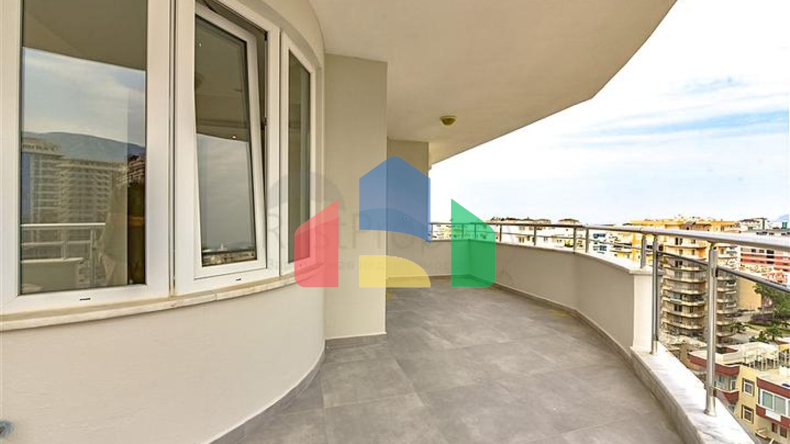 Пентхаус 3+1  в популярном районе