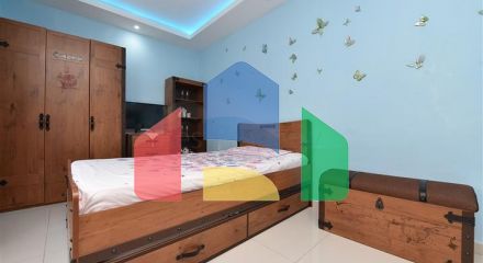 2+1 apartment with separate kitchen 125 m from the sea in Mahmutlar district