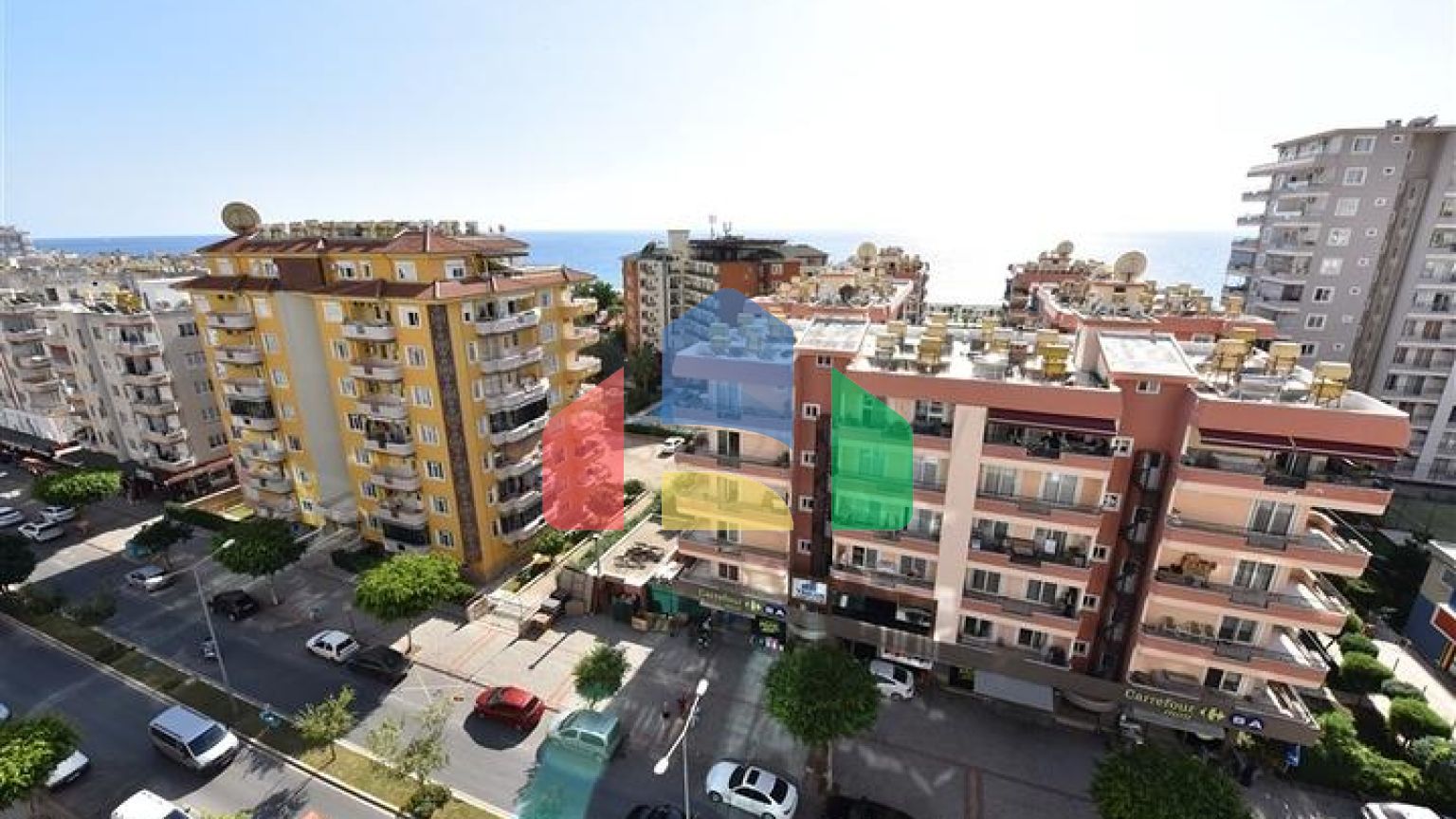 Квартира 2+1 с отдельной кухней в 125 м от моря в районе Махмутлар