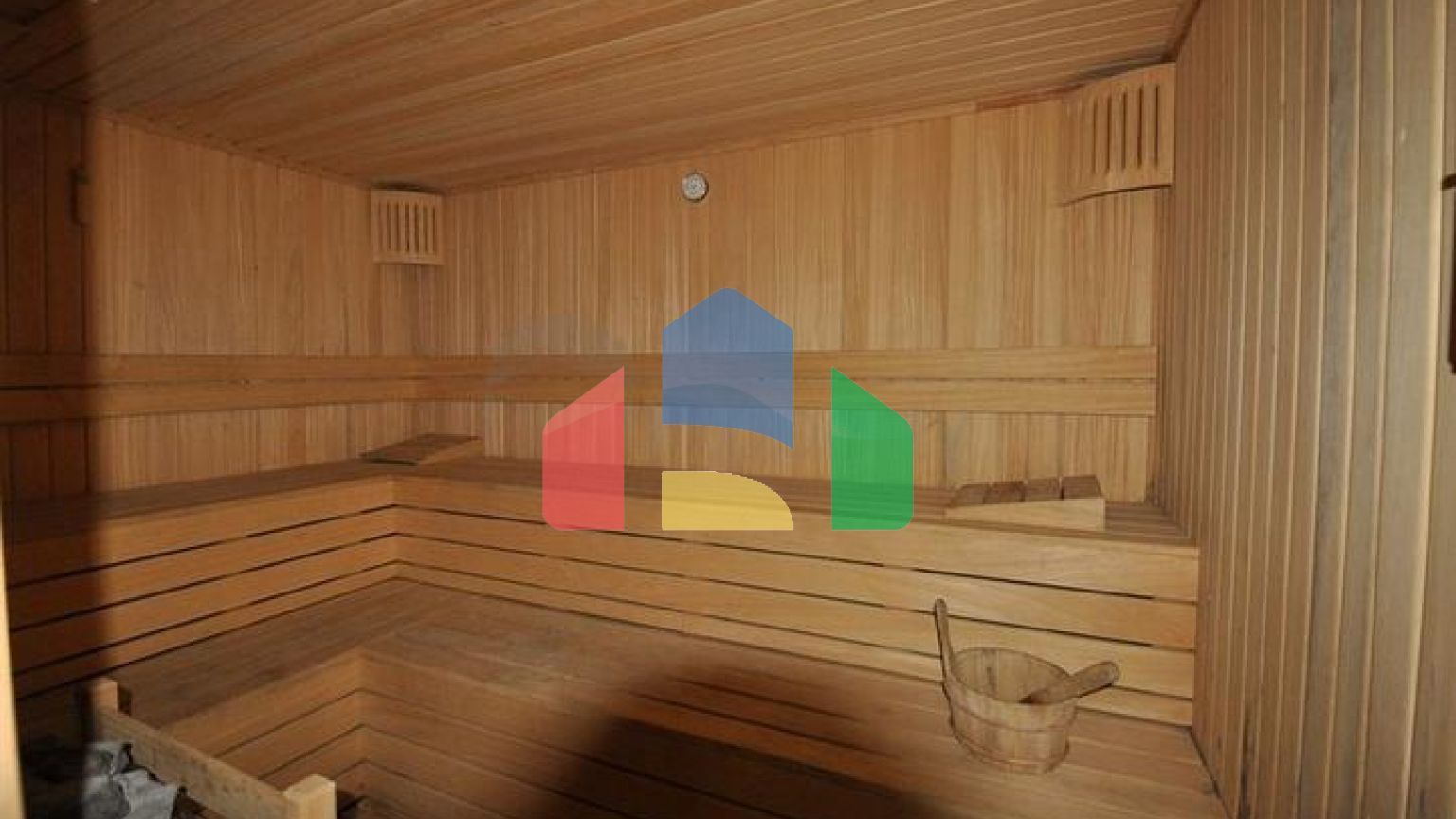 Квартира 2+1 с отдельной кухней в 125 м от моря в районе Махмутлар