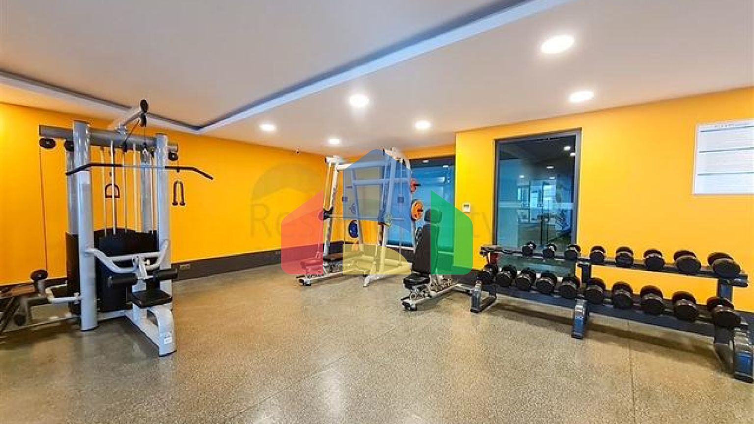 Квартира 1+1 на первой линии в районе Махмутлар