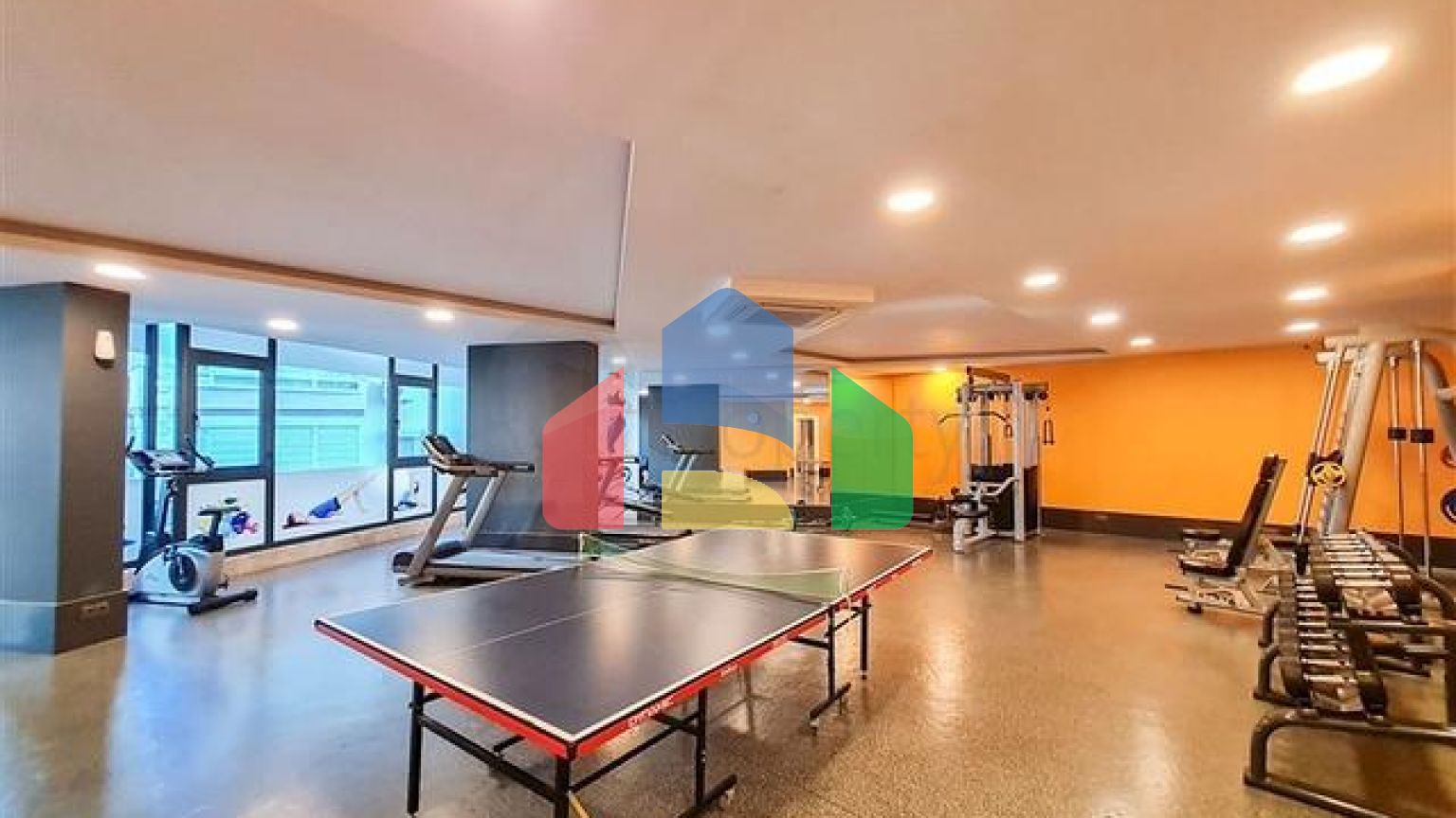 Квартира 1+1 на первой линии в районе Махмутлар