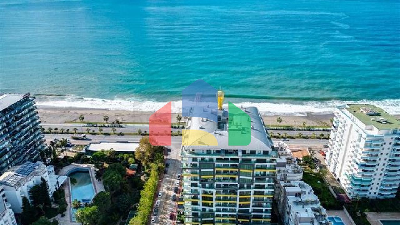 Квартира 1+1 на первой линии в районе Махмутлар