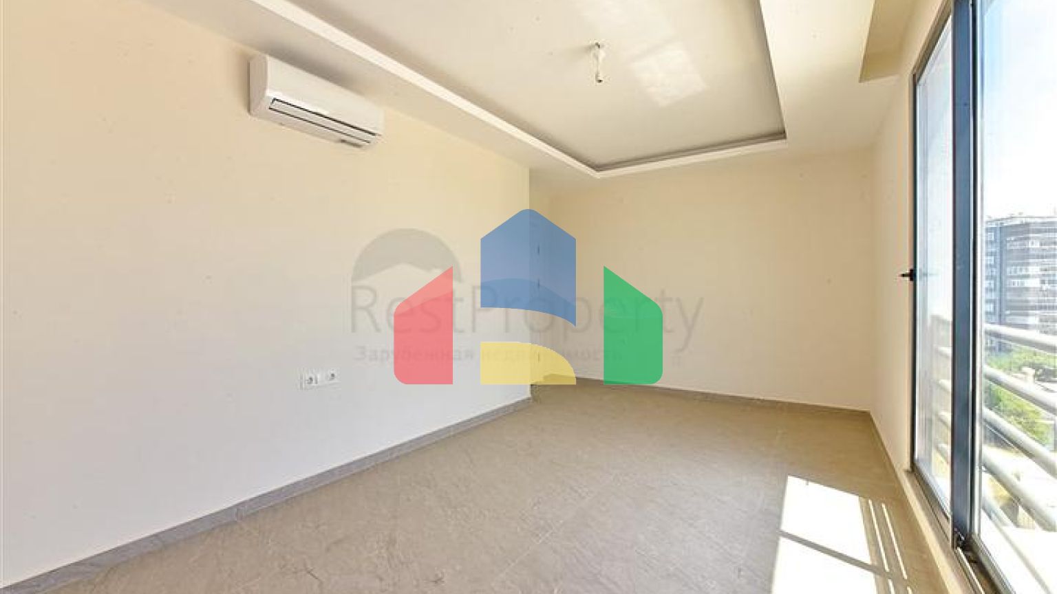 Просторий пентхаус 3 + 2 в районі Махмутлар