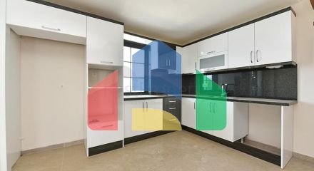 Просторий пентхаус 3 + 2 в районі Махмутлар