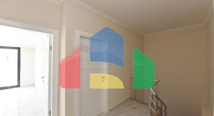 Пентхаус планировкой 2+1 в районе Махмутлар