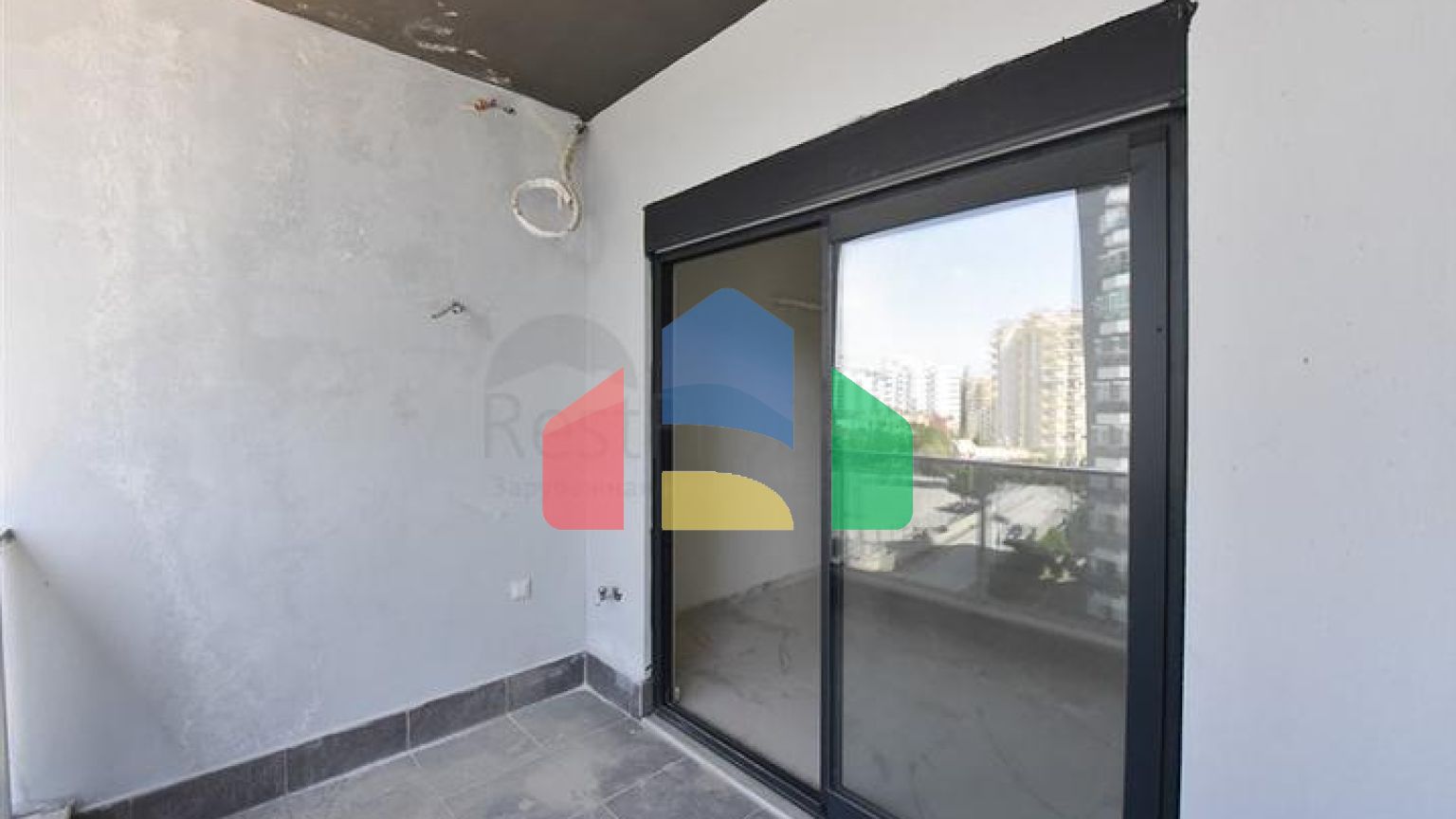 Пентхаус планировкой 2+1 в районе Махмутлар