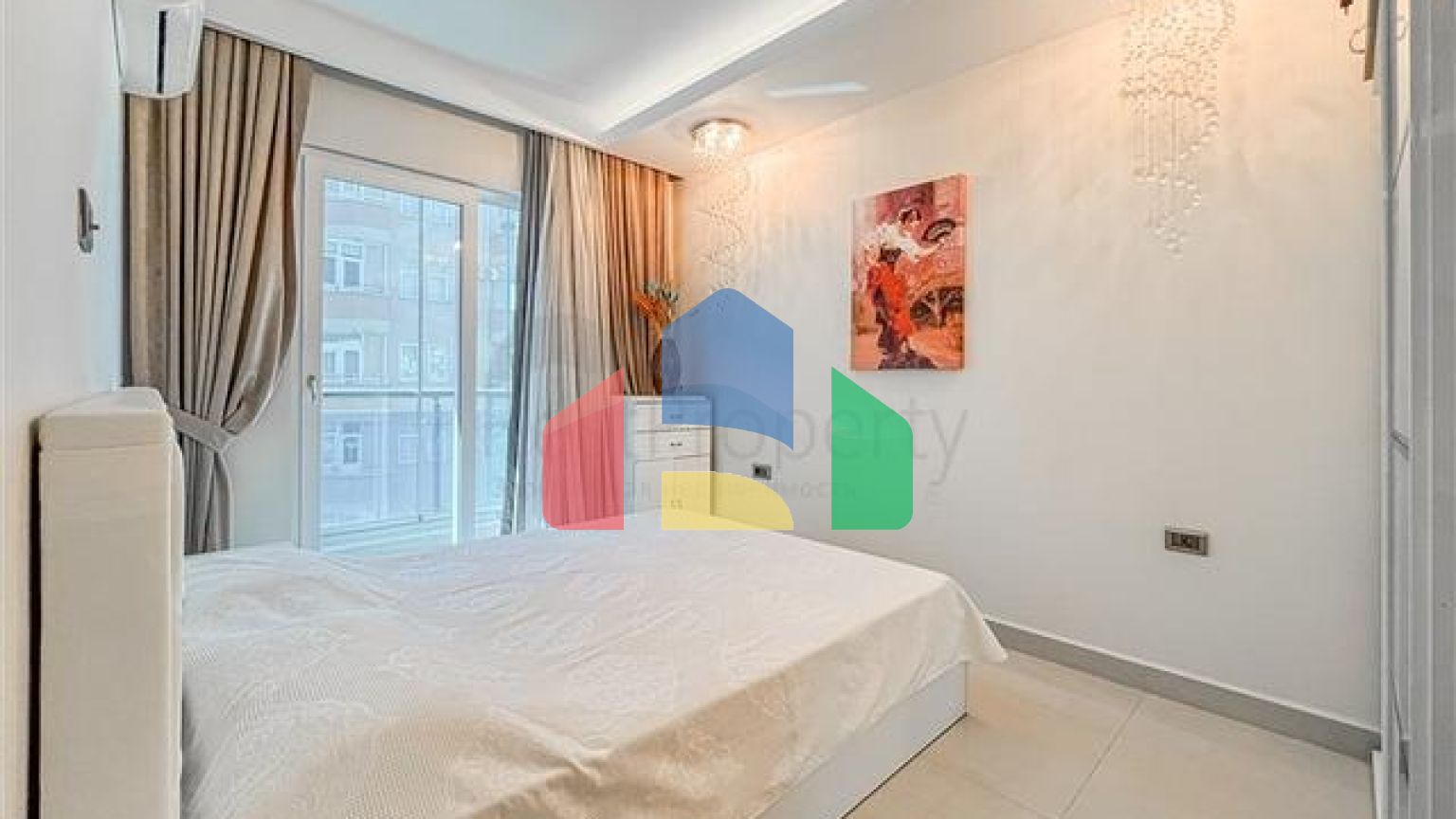 Двокімнатна квартира в одному з кращих комплексах Махмутлара