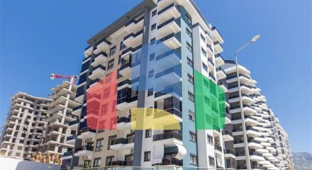 2+1 penthouse in the very center of Mahmutlar