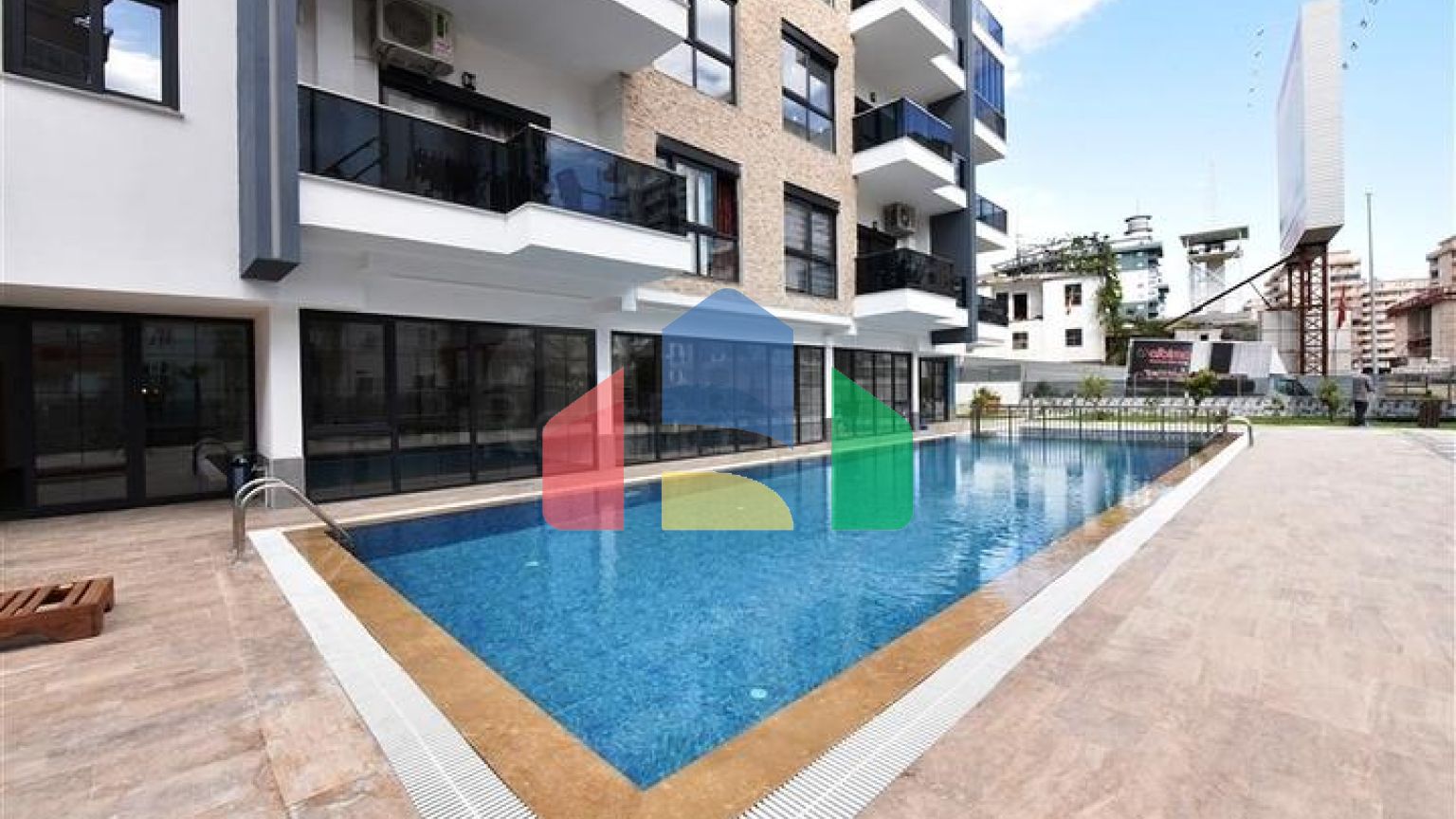 Пентхаус 2+1 в самом центре Махмутлара