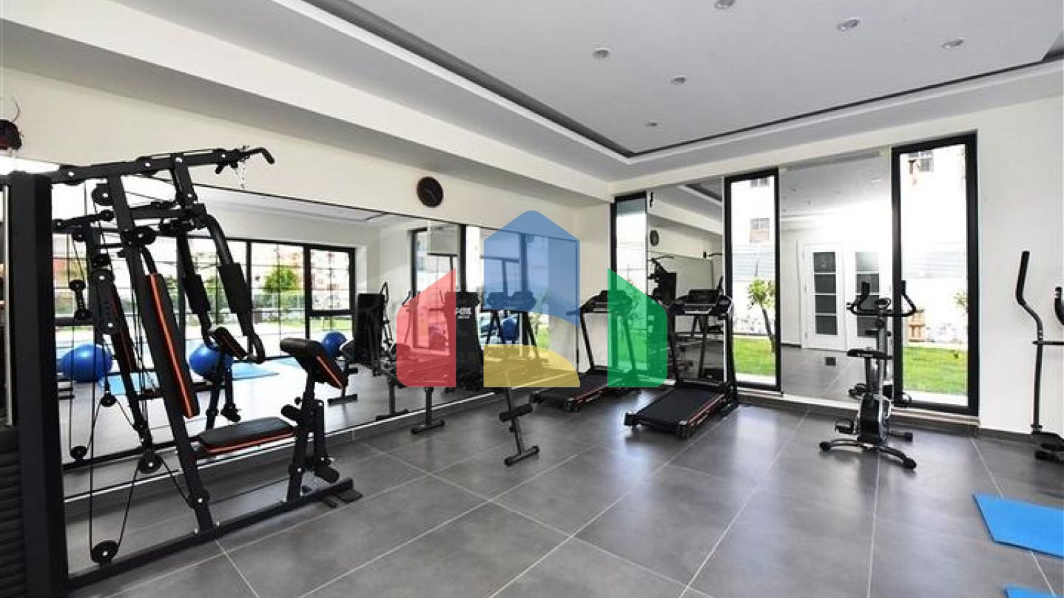 Пентхаус 2+1 в самом центре Махмутлара