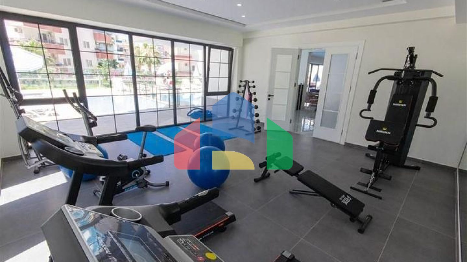 Пентхаус 2+1 в самом центре Махмутлара