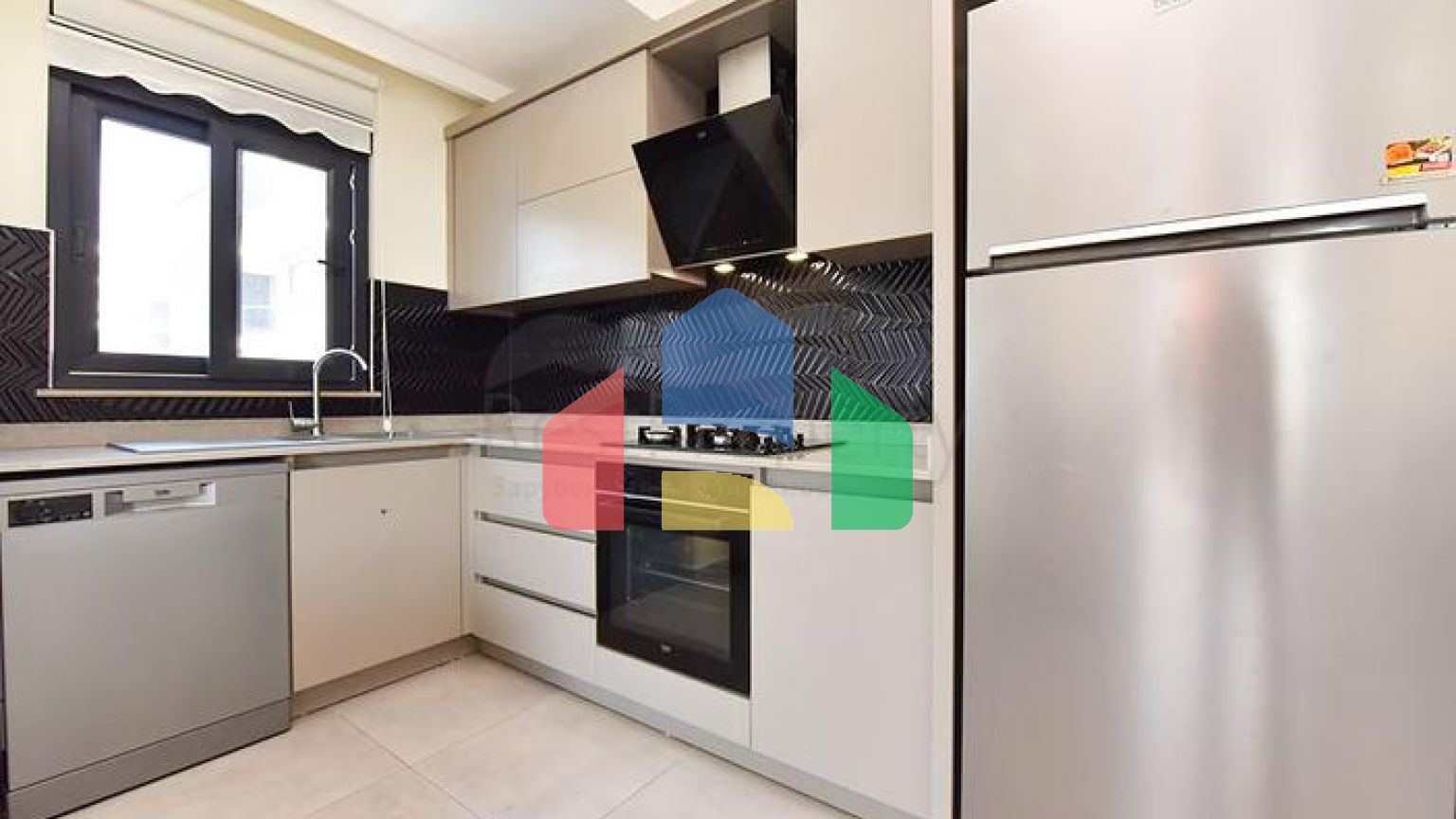 Пентхаус 2+1 в самом центре Махмутлара