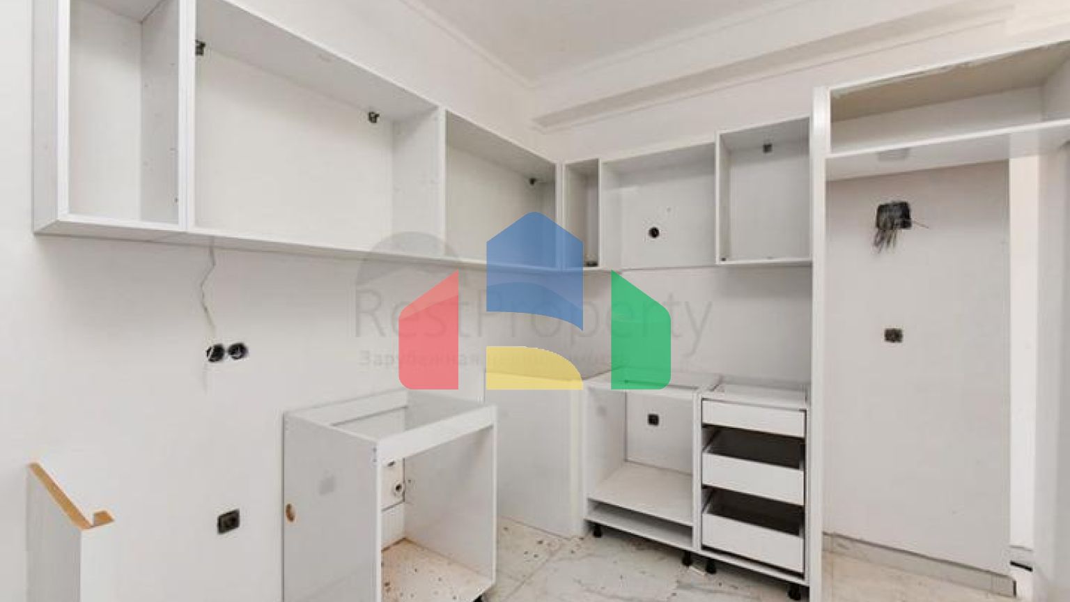 Квартира 1+1 в новом доме в районе Махмутлар