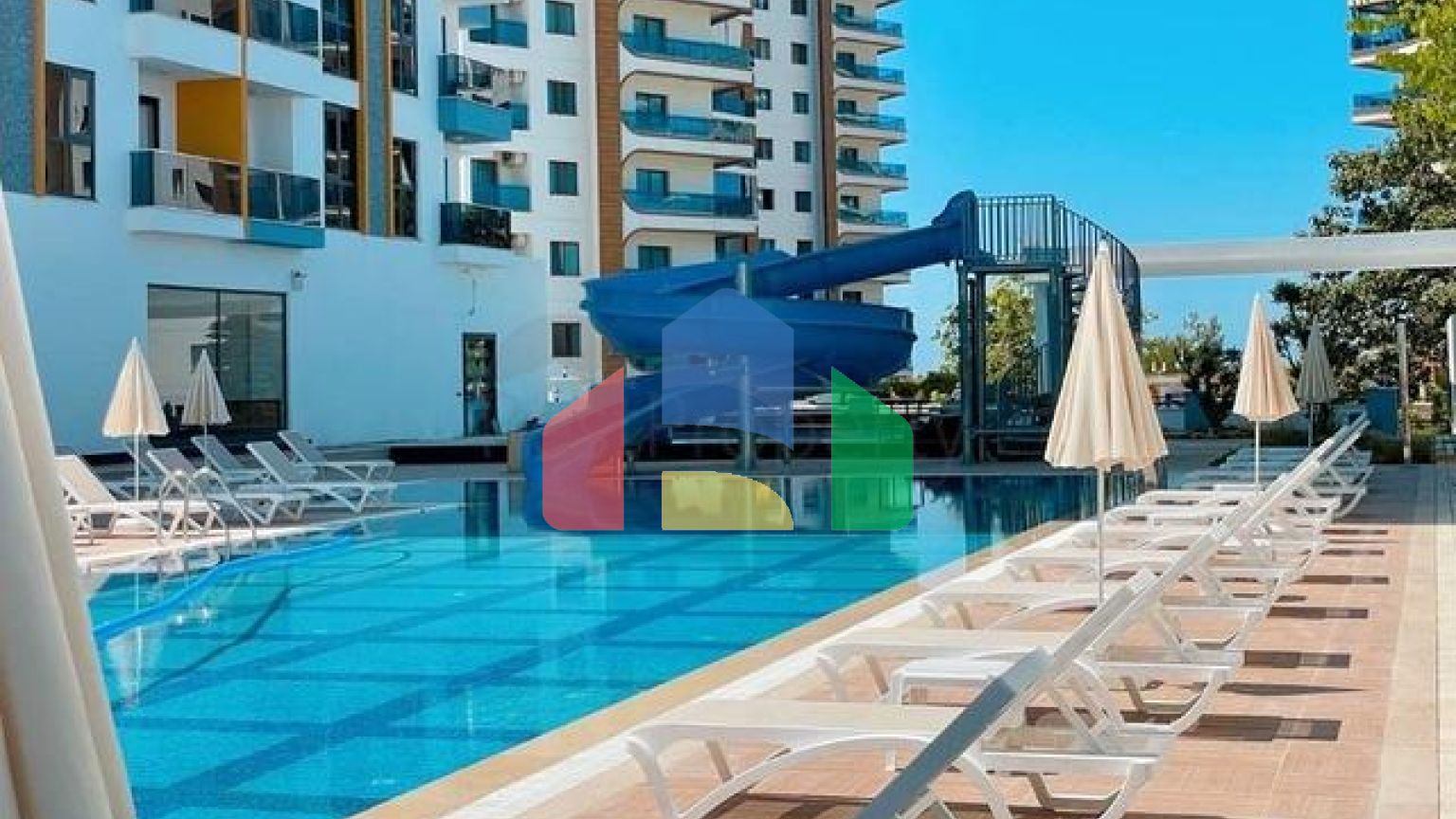 Квартира 1+1 в новом комплексе в районе Махмутлар