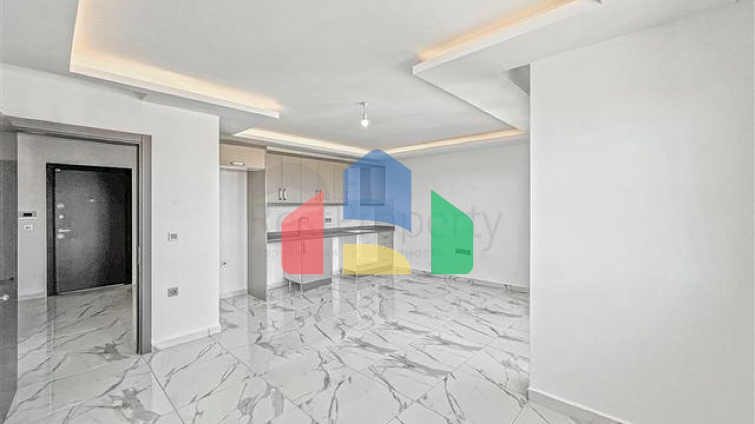 Пенхаус с видом на море в районе Махмутлар