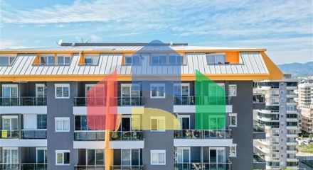 Пенхаус с видом на море в районе Махмутлар