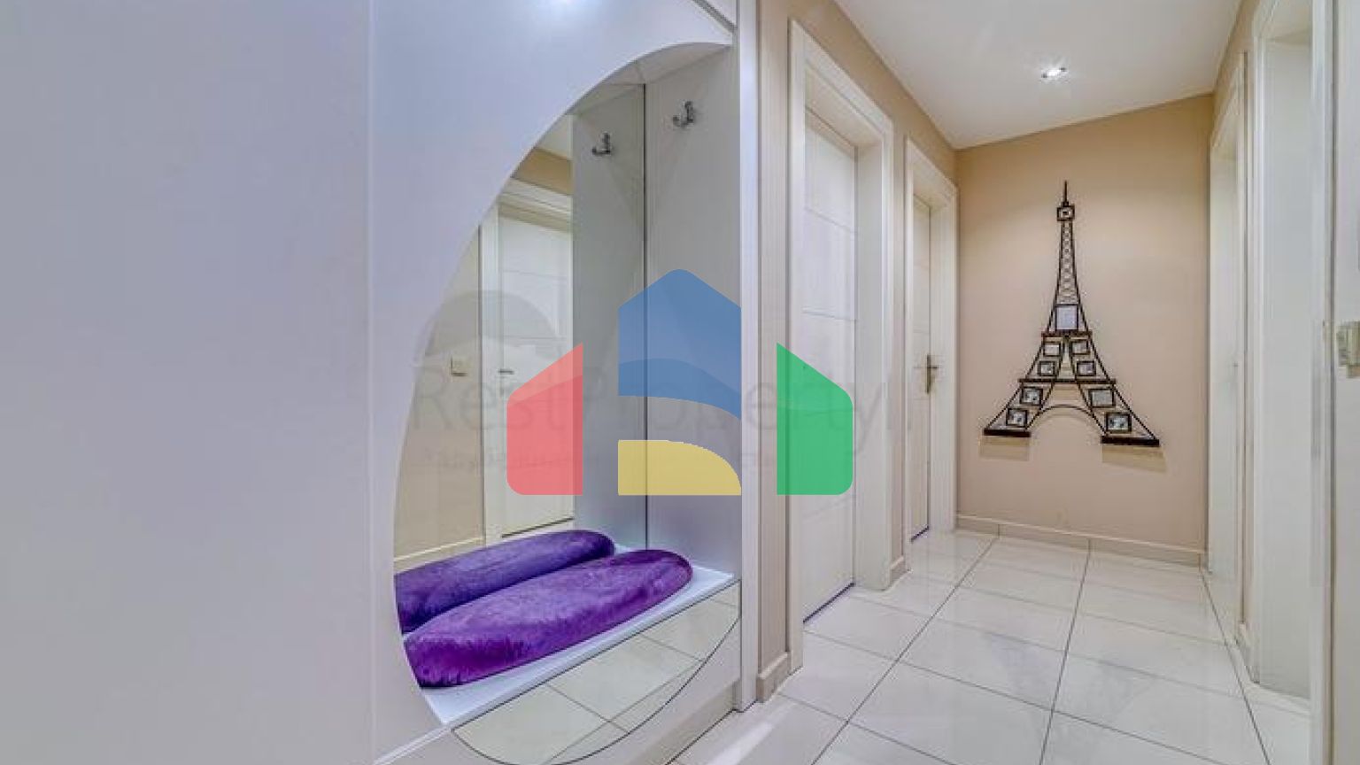 Сучасна квартира 2 + 1 в Махмутларі