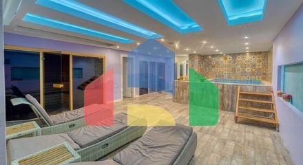 Сучасна квартира 2 + 1 в Махмутларі