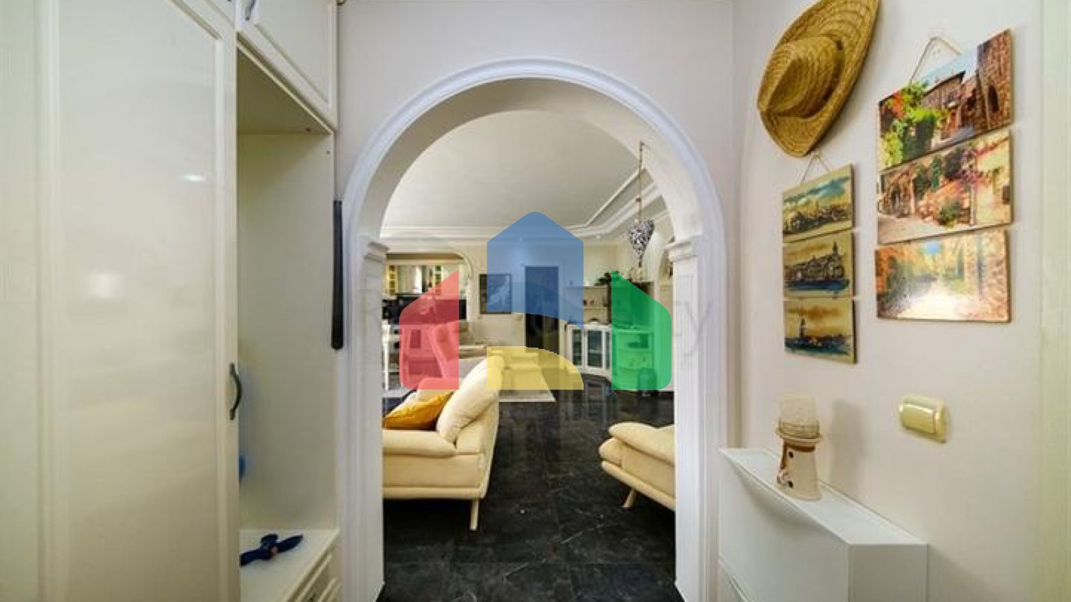 Приватна вілла 2 + 1 в районі Махмутлар всього в 900м від Середземного моря